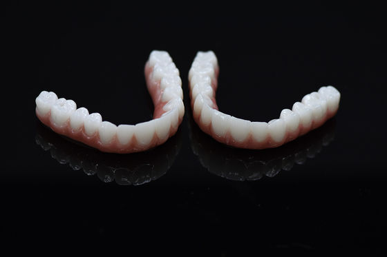 comprar Implante dentário de ponte de titânio com compósito preciso online manufacture