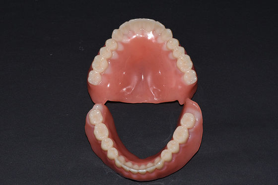Implantes Dentários Dentes Removíveis Dentes Digitais Dentes Completos Moagem de Dentes
